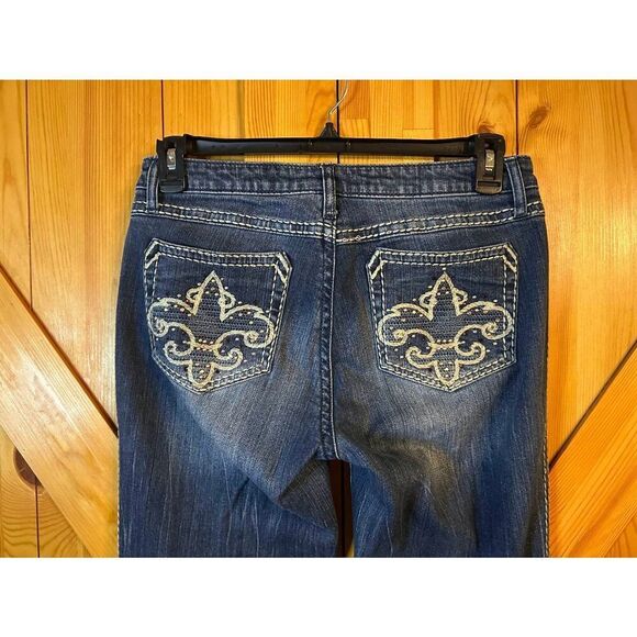 Rock 47 by Wrangler Low Rise Bootcut Dark Wash Jeans Distressed Size 32 READ (88 - Picture 7 of 8